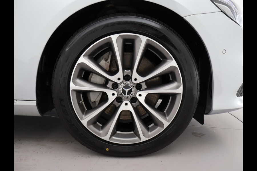 Mercedes-Benz E-Klasse 350e PLUG-IN HYBRID + HEAD-UP | DISTRONIC+ | SFEERVERLICHTING | LUCHTVERING