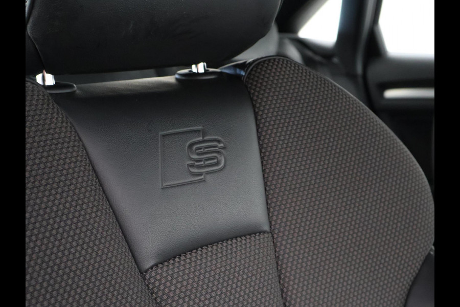 Audi A3 Limousine 1.5 TFSI 150PK S-TRONIC S-LINE INTERIEUR+EXTERIEUR | ADAPTIVE CRUISE | CAMERA | S EDITION