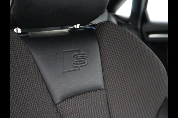 Audi A3 Limousine 1.5 TFSI 150PK S-TRONIC S-LINE INTERIEUR+EXTERIEUR | ADAPTIVE CRUISE | CAMERA | S EDITION