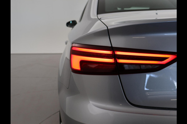 Audi A3 Limousine 1.5 TFSI 150PK S-TRONIC S-LINE INTERIEUR+EXTERIEUR | ADAPTIVE CRUISE | CAMERA | S EDITION