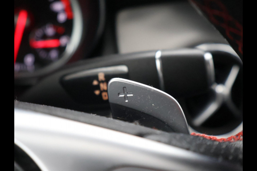 Mercedes-Benz CLA-Klasse Shooting Brake 180 AMG NIGHT + PANORAMA SCHUIFDAK | APPLE CARPLAY | CAMERA | STOELVERW. |