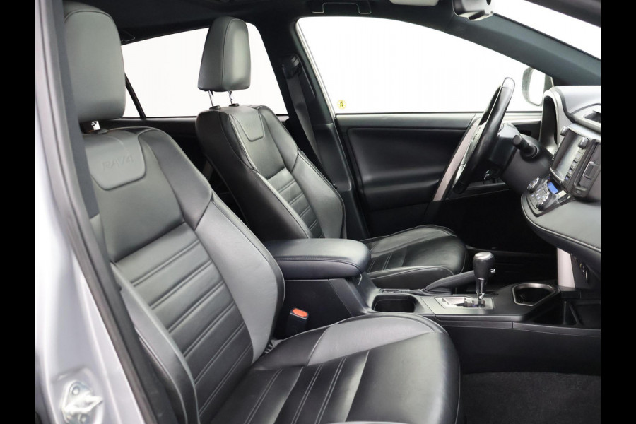 Toyota RAV4 2.5 HYBRID AUT. BLACK EDITION + SCHUIFDAK | LEDER | CAMERA | ADAPTIVE CRUISE | STOELVERW. | 18 INCH