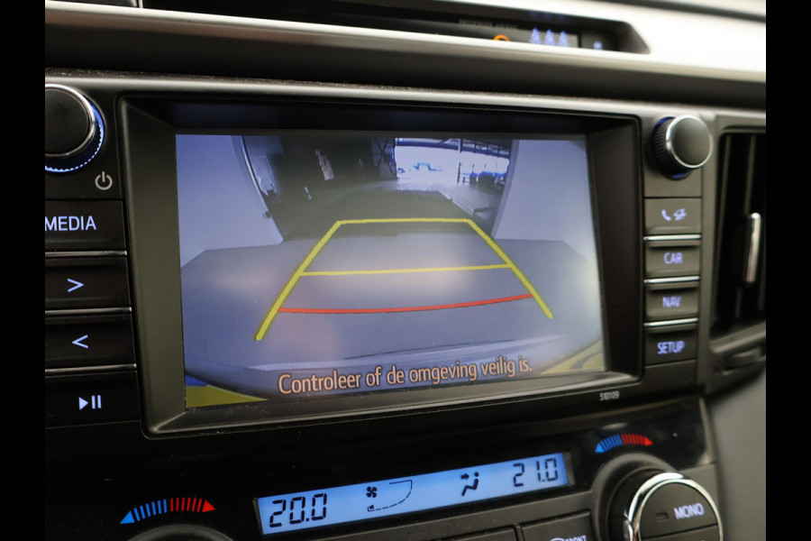 Toyota RAV4 2.5 HYBRID AUT. BLACK EDITION + SCHUIFDAK | LEDER | CAMERA | ADAPTIVE CRUISE | STOELVERW. | 18 INCH