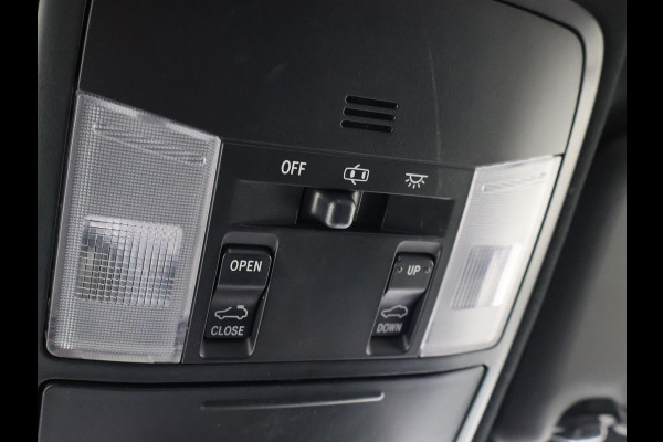 Toyota RAV4 2.5 HYBRID AUT. BLACK EDITION + SCHUIFDAK | LEDER | CAMERA | ADAPTIVE CRUISE | STOELVERW. | 18 INCH