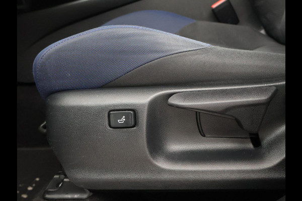 Toyota C-HR 1.8 HYBRID BI-TONE SPORT EXECUTIVE + ADAPTIVE CRUISE / JBL AUDIO / CAMERA / STOELVERWARMING