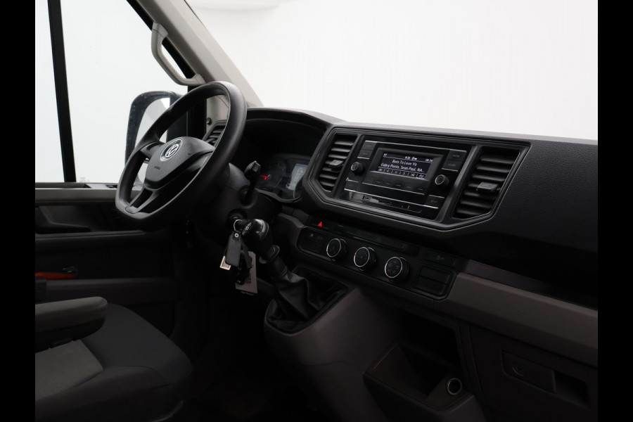 Volkswagen Crafter 35 2.0 TDI 140 PK 4MOTION 4X4 L3H2 + TREKHAAK 3000 KG / DEALER ONDERHOUDEN