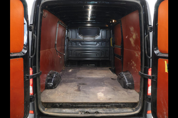 Volkswagen Crafter 35 2.0 TDI 140 PK 4MOTION 4X4 L3H2 + TREKHAAK 3000 KG / DEALER ONDERHOUDEN