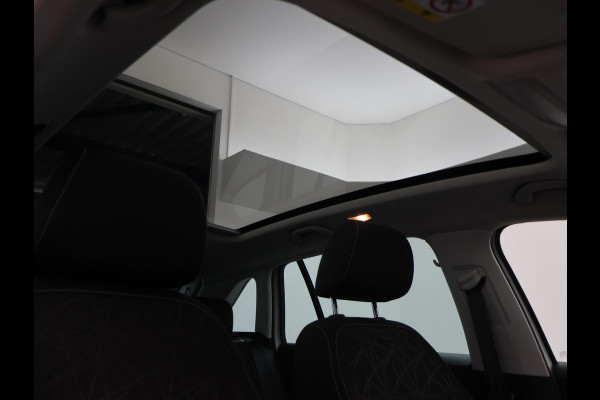 Škoda Rapid Spaceback 1.0 TSI DSG AUT CLEVER WIT PARELMOER + PANORAMADAK | STOELVERWARMING | DAB | NAVIGATIE