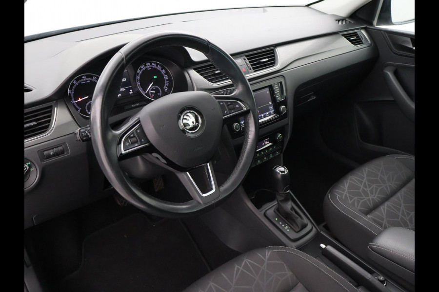 Škoda Rapid Spaceback 1.0 TSI DSG AUT CLEVER WIT PARELMOER + PANORAMADAK | STOELVERWARMING | DAB | NAVIGATIE