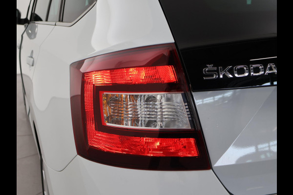 Škoda Rapid Spaceback 1.0 TSI DSG AUT CLEVER WIT PARELMOER + PANORAMADAK | STOELVERWARMING | DAB | NAVIGATIE