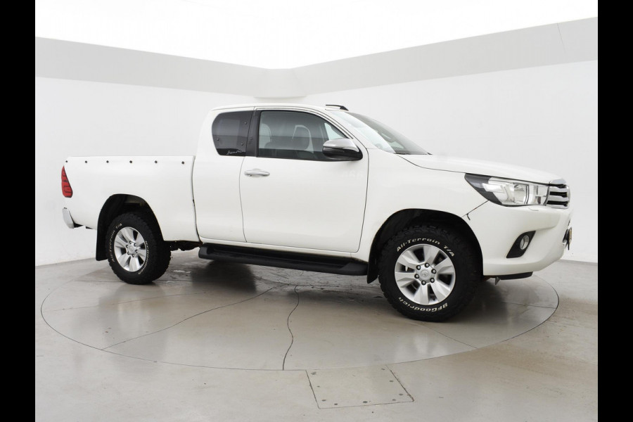Toyota Hilux 2.4 D-4D-F 150 PK 4X4 XTRA CAB PROFESSIONAL EURO 6 + LEDER | AIRCO | CRUISE | TREKHAAK