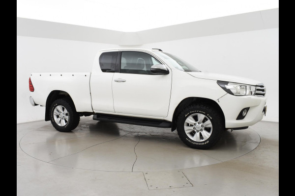 Toyota Hilux 2.4 D-4D-F 150 PK 4X4 XTRA CAB PROFESSIONAL EURO 6 + LEDER | AIRCO | CRUISE | TREKHAAK