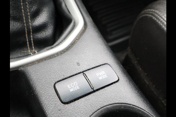 Toyota Hilux 2.4 D-4D-F 150 PK 4X4 XTRA CAB PROFESSIONAL EURO 6 + LEDER | AIRCO | CRUISE | TREKHAAK