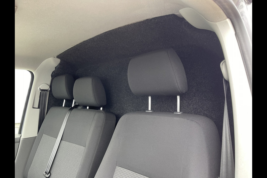 Volkswagen Transporter 2.0 TDI L1H1 26 Economy Business / vaste prijs rijklaar € 17.950 ex btw / lease vanaf € 302 / euro 6 / bpm vrij / airco / cruise / achterdeuren / bijrijdersbank / pdc achter !