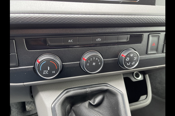 Volkswagen Transporter 2.0 TDI L1H1 26 Economy Business / vaste prijs rijklaar € 17.950 ex btw / lease vanaf € 302 / euro 6 / bpm vrij / airco / cruise / achterdeuren / bijrijdersbank / pdc achter !