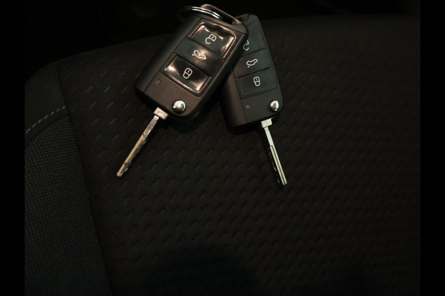 Volkswagen Polo 1.0 TSI Comfortline NAVI | CarPlay | Virtual Cockpit