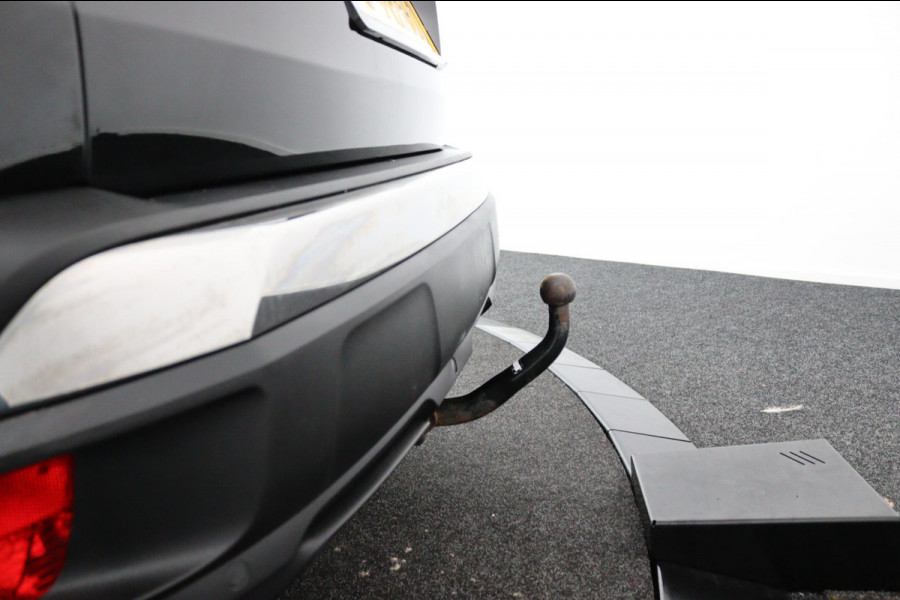 Peugeot 3008 1.2 PureTech Blue*ECC*HAAK*NAVI*CAM*CARPLAY