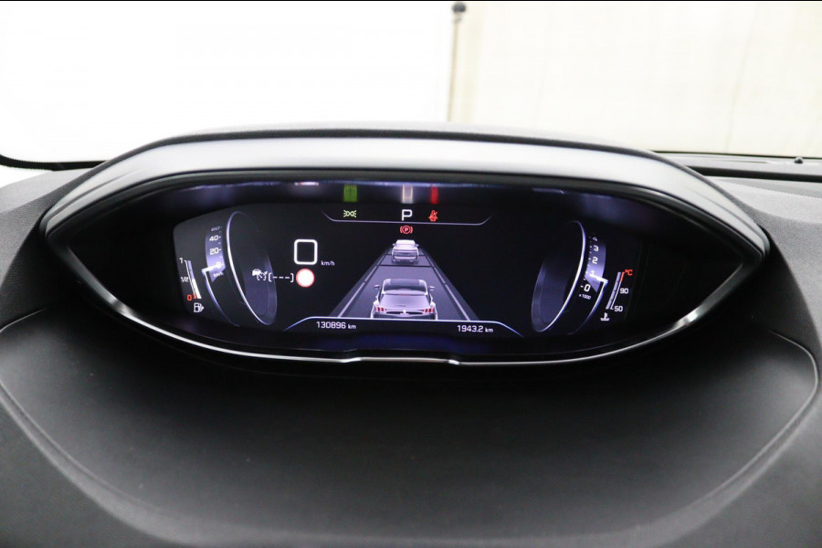 Peugeot 5008 1.2 PureTech*NAVI*CAM*HAAK*CRUISE*ECC*CARPLAY*7PER