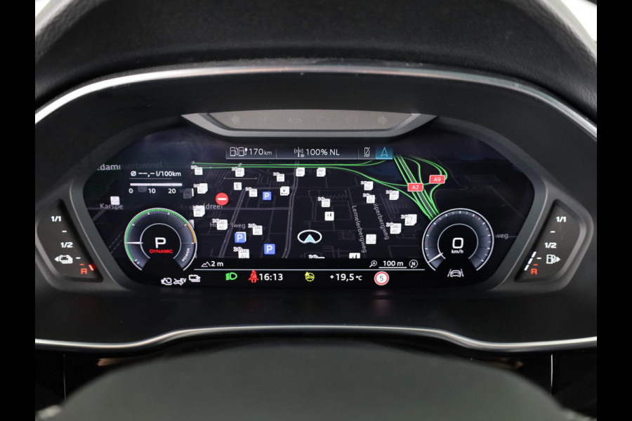 Audi Q3 45 TFSI e S edition 245pk | Panoramadak | Trekhaak wegklapbaar | Stoelverwarming | 20 inch Lichtmetalen velgen