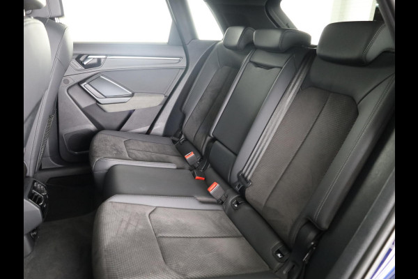 Audi Q3 45 TFSI e S edition 245pk | Panoramadak | Trekhaak wegklapbaar | Stoelverwarming | 20 inch Lichtmetalen velgen