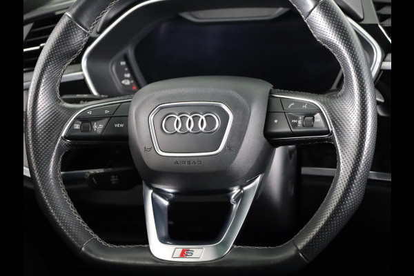 Audi Q3 45 TFSI e S edition 245pk | Panoramadak | Trekhaak wegklapbaar | Stoelverwarming | 20 inch Lichtmetalen velgen