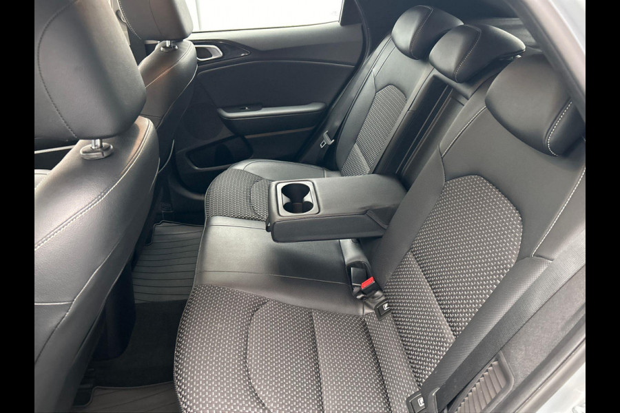 Kia Xceed 1.6 GDi PHEV DynamicLine Apple/Carplay Camera 1e Eigenaar