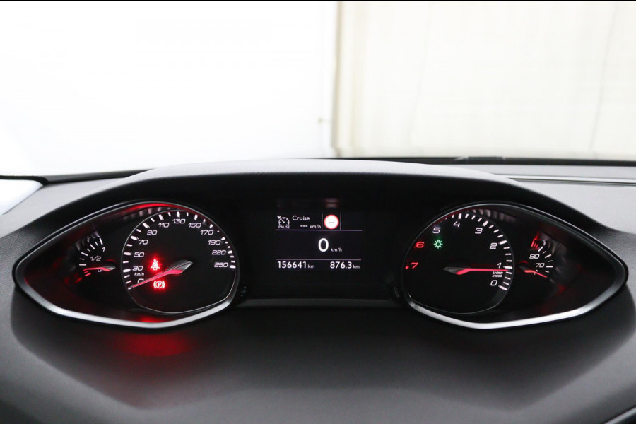 Peugeot 308 SW 1.2 PureTech*ECC*PANO*NAVI*CAM*HAAK*CRUISE*