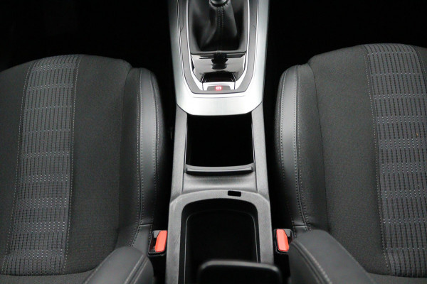 Peugeot 308 SW 1.2 PureTech*ECC*PANO*NAVI*CAM*HAAK*CRUISE*