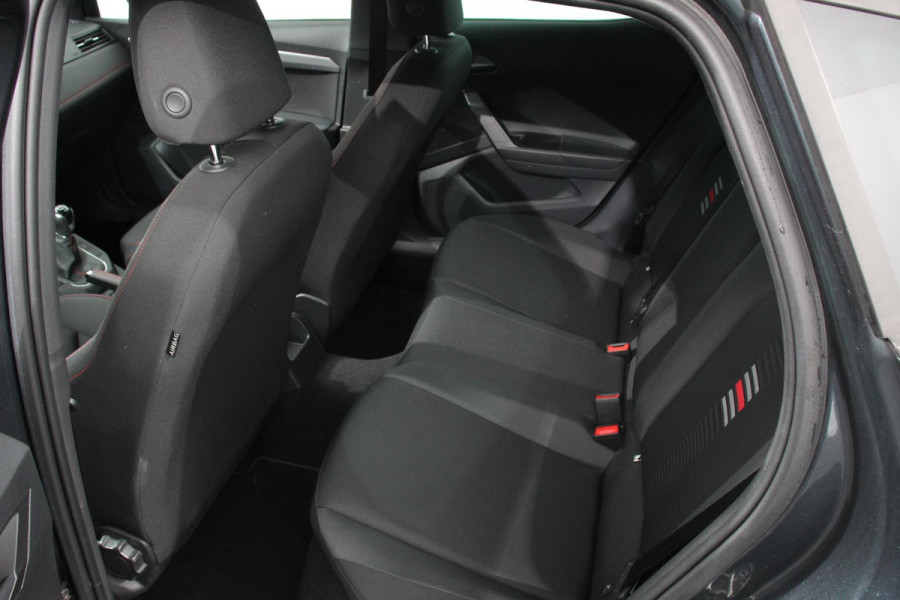 Seat Ibiza 1.0 TSI 116pk FR Navigatie Apple Carplay/Android auto Climate Control Camera Parkeer sensoren V+A Adaptive Cruise control