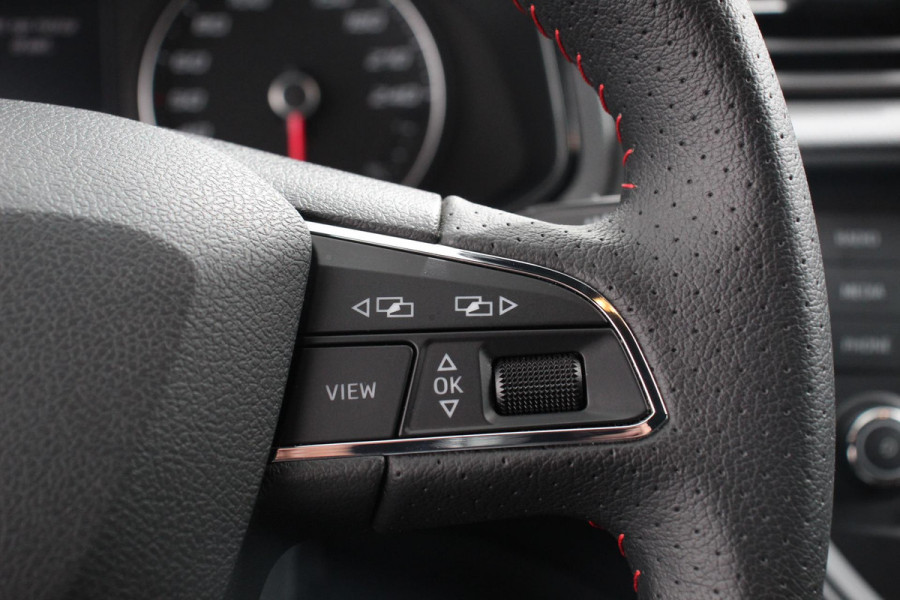 Seat Ibiza 1.0 TSI 116pk FR Navigatie Apple Carplay/Android auto Climate Control Camera Parkeer sensoren V+A Adaptive Cruise control