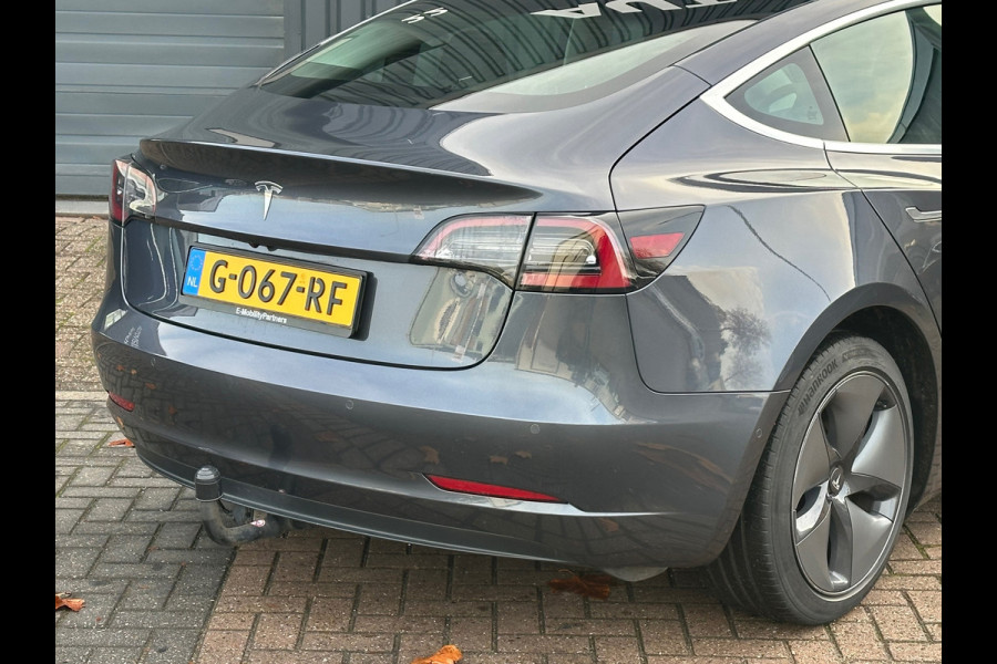 Tesla Model 3 Standard RWD Plus 60 kWh SOH 87.5% / Trekhaak