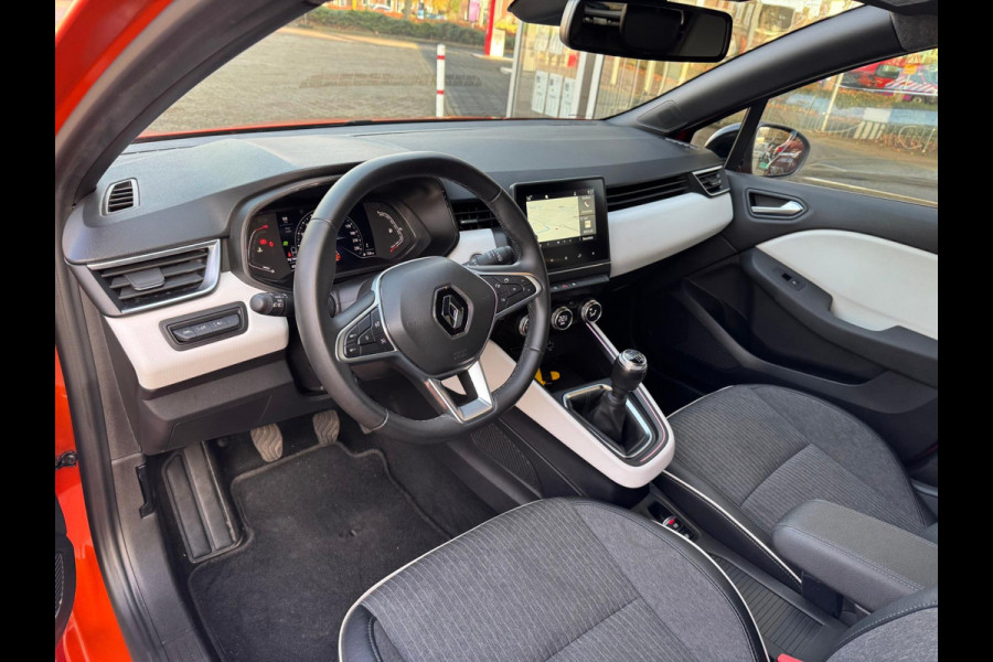 Renault Clio TCe 90 Techno Navi / Camera & P-sensoren / Clima / LM velgen / Full LED