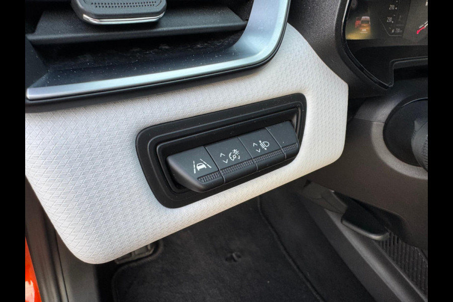 Renault Clio TCe 90 Techno Navi / Camera & P-sensoren / Clima / LM velgen / Full LED