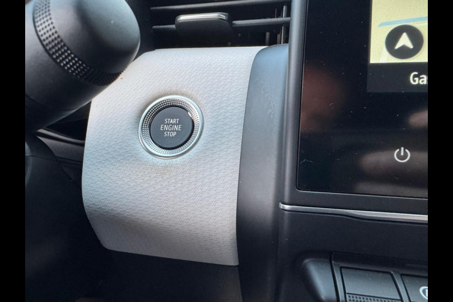 Renault Clio TCe 90 Techno Navi / Camera & P-sensoren / Clima / LM velgen / Full LED