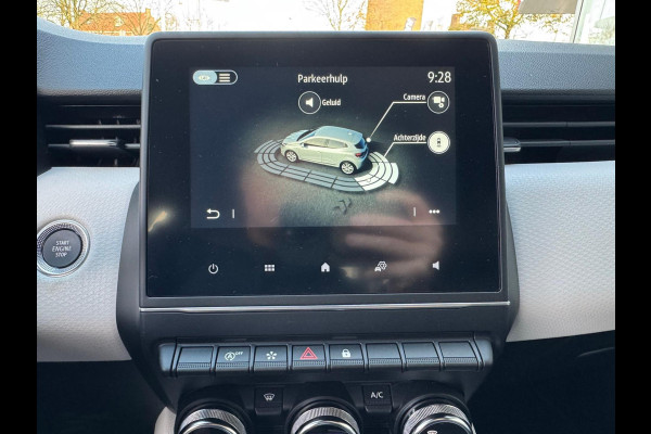 Renault Clio TCe 90 Techno Navi / Camera & P-sensoren / Clima / LM velgen / Full LED