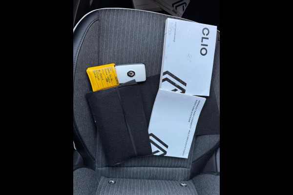 Renault Clio TCe 90 Techno Navi / Camera & P-sensoren / Clima / LM velgen / Full LED