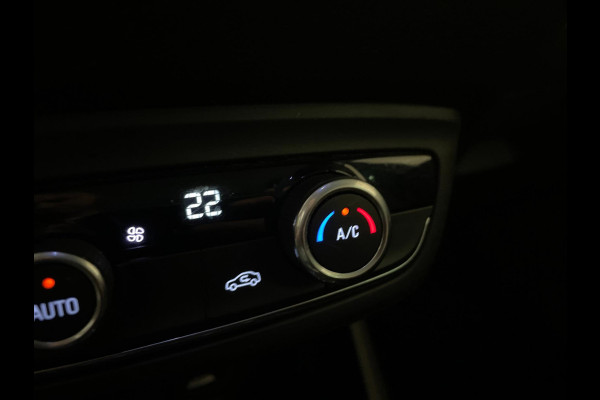 Opel Crossland X 1.2 Turbo Innovation AUTOMAAT AIRCO CLIMA NAVI CRUISE CAMERA PDC 1STE EIG NIEUWSTAAT