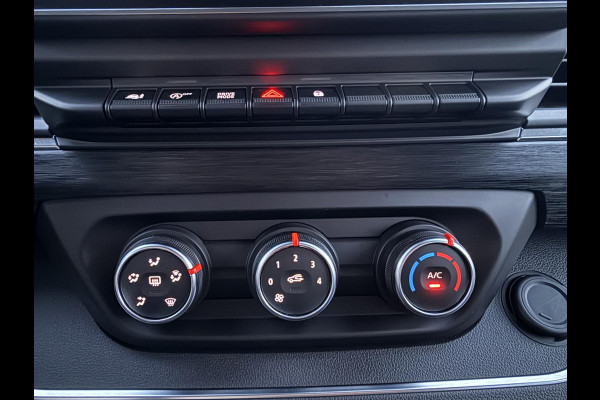 Nissan Primastar 2.0 dCi L2H1 N-Connecta | SCI | 170pk Automaat | MARGE! | BTW VRIJ | Dubbele Cabine | Trekhaak |  Achteruitrijcamera | Navigatie | Cruise Control | Prijs incl BTW en BPM