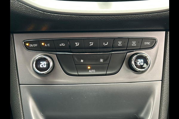 Opel Astra Sports Tourer 1.6 CDTI Business+ Trekhaak Navigatie Climate/control Origineel NL