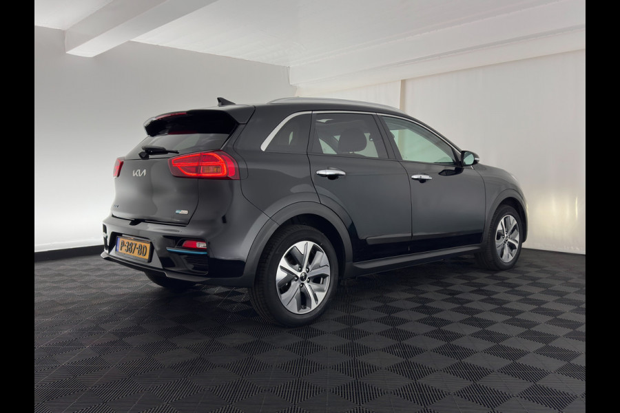 Kia e-Niro DynamicPlusLine 64 kWh [ 3-Fase ] {SOH-95%} (INCL-BTW) Aut.*PANO | LEATHER-FABRIC | FULL-LED | NAVI-FULLMAP | DAB+ | ADAPT.CRUISE | CAMERA | HEATED-COMFORTSEATS | KEYLESS | DIGI-COCKPIT | SHIFT-PADDLES | CARPLAY | LANE-ASSIST | 17"ALU*
