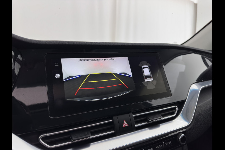 Kia e-Niro DynamicPlusLine 64 kWh [ 3-Fase ] {SOH-95%} (INCL-BTW) Aut.*PANO | LEATHER-FABRIC | FULL-LED | NAVI-FULLMAP | DAB+ | ADAPT.CRUISE | CAMERA | HEATED-COMFORTSEATS | KEYLESS | DIGI-COCKPIT | SHIFT-PADDLES | CARPLAY | LANE-ASSIST | 17"ALU*
