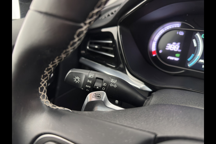 Kia e-Niro DynamicPlusLine 64 kWh [ 3-Fase ] {SOH-95%} (INCL-BTW) Aut.*PANO | LEATHER-FABRIC | FULL-LED | NAVI-FULLMAP | DAB+ | ADAPT.CRUISE | CAMERA | HEATED-COMFORTSEATS | KEYLESS | DIGI-COCKPIT | SHIFT-PADDLES | CARPLAY | LANE-ASSIST | 17"ALU*