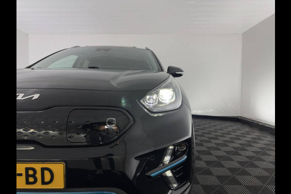 Kia e-Niro DynamicPlusLine 64 kWh [ 3-Fase ] {SOH-95%} (INCL-BTW) Aut.*PANO | LEATHER-FABRIC | FULL-LED | NAVI-FULLMAP | DAB+ | ADAPT.CRUISE | CAMERA | HEATED-COMFORTSEATS | KEYLESS | DIGI-COCKPIT | SHIFT-PADDLES | CARPLAY | LANE-ASSIST | 17"ALU*