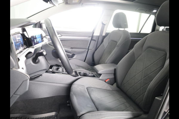 Volkswagen GOLF Variant 1.5 TSI Style 150 pk | Navigatie via App | Panoramadak | Parkeersensoren (Park assist) | Stoelverwarming | Apple Carplay/Android Auto |