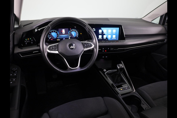 Volkswagen GOLF Variant 1.5 TSI Style 150 pk | Navigatie via App | Panoramadak | Parkeersensoren (Park assist) | Stoelverwarming | Apple Carplay/Android Auto |