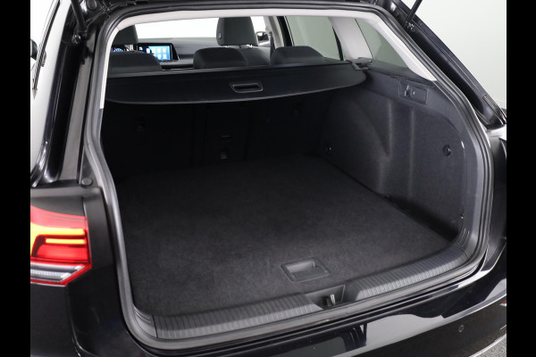 Volkswagen GOLF Variant 1.5 TSI Style 150 pk | Navigatie via App | Panoramadak | Parkeersensoren (Park assist) | Stoelverwarming | Apple Carplay/Android Auto |