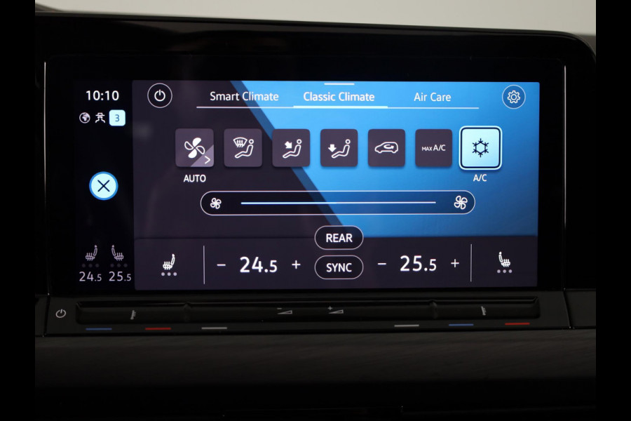 Volkswagen GOLF Variant 1.5 TSI Style 150 pk | Navigatie via App | Panoramadak | Parkeersensoren (Park assist) | Stoelverwarming | Apple Carplay/Android Auto |