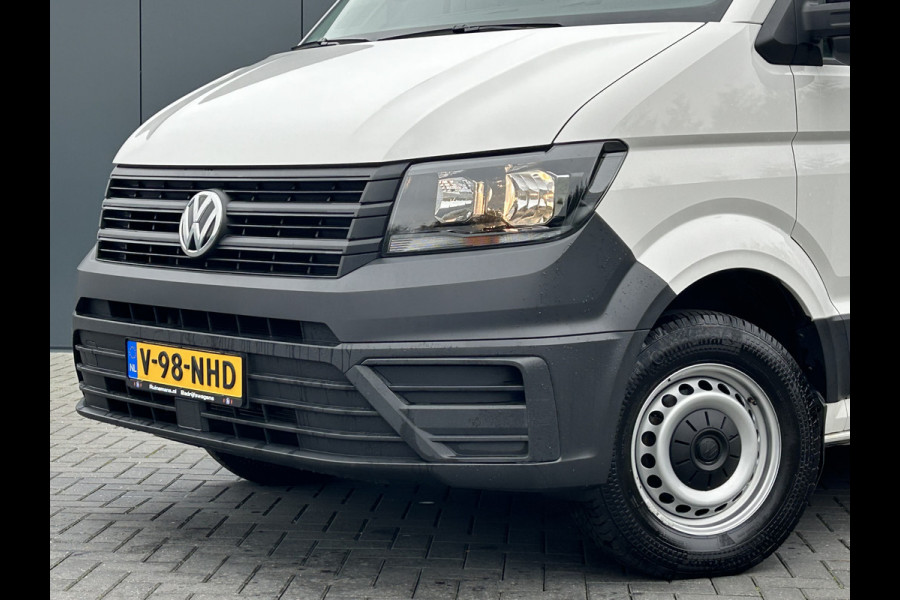 Volkswagen Crafter 35 2.0 TDI 141 PK / DSG AUTOMAAT / L3H3 / 3 TONS TREKHAAK / AIRCO / CAMERA / 3-ZITS