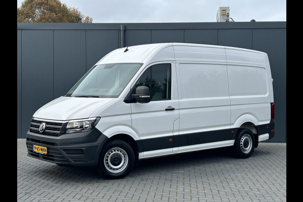 Volkswagen Crafter 2.0 TDI 141 PK / DSG AUTOMAAT / L3H3 / 3 TONS TREKHAAK / AIRCO / CRUISE / CAMERA / 3-ZITS