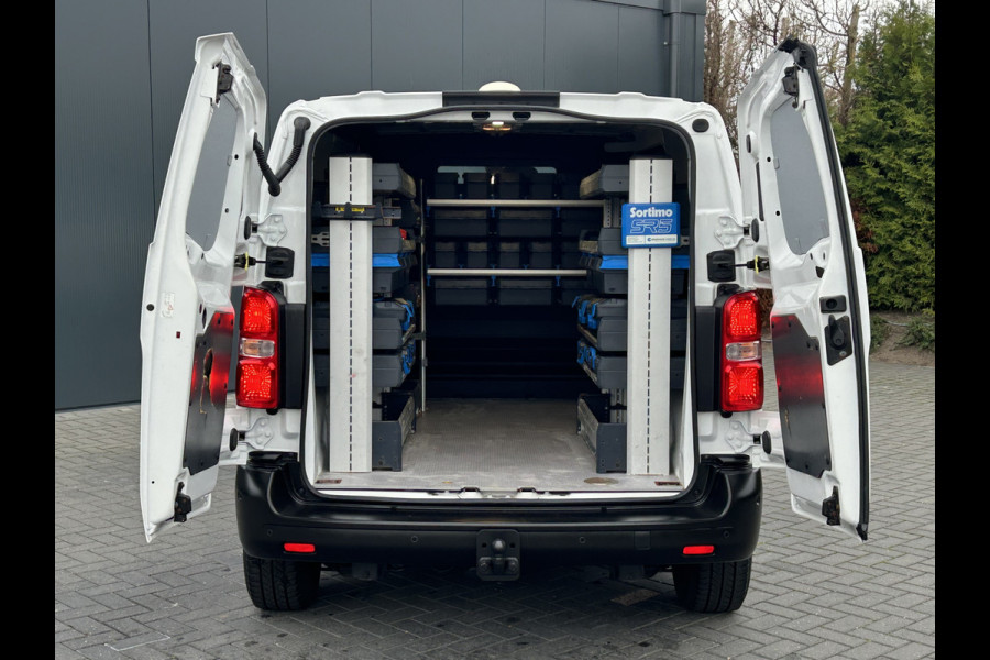 Opel Vivaro 2.0 CDTI 123 PK / L2H1 / 1e EIG. / SORTIMO INRICHTING / TREKHAAK / CAMERA / AIRCO / CRUISE / 3-ZITS / PDC